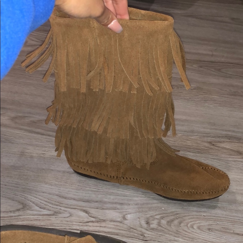 Frail boots